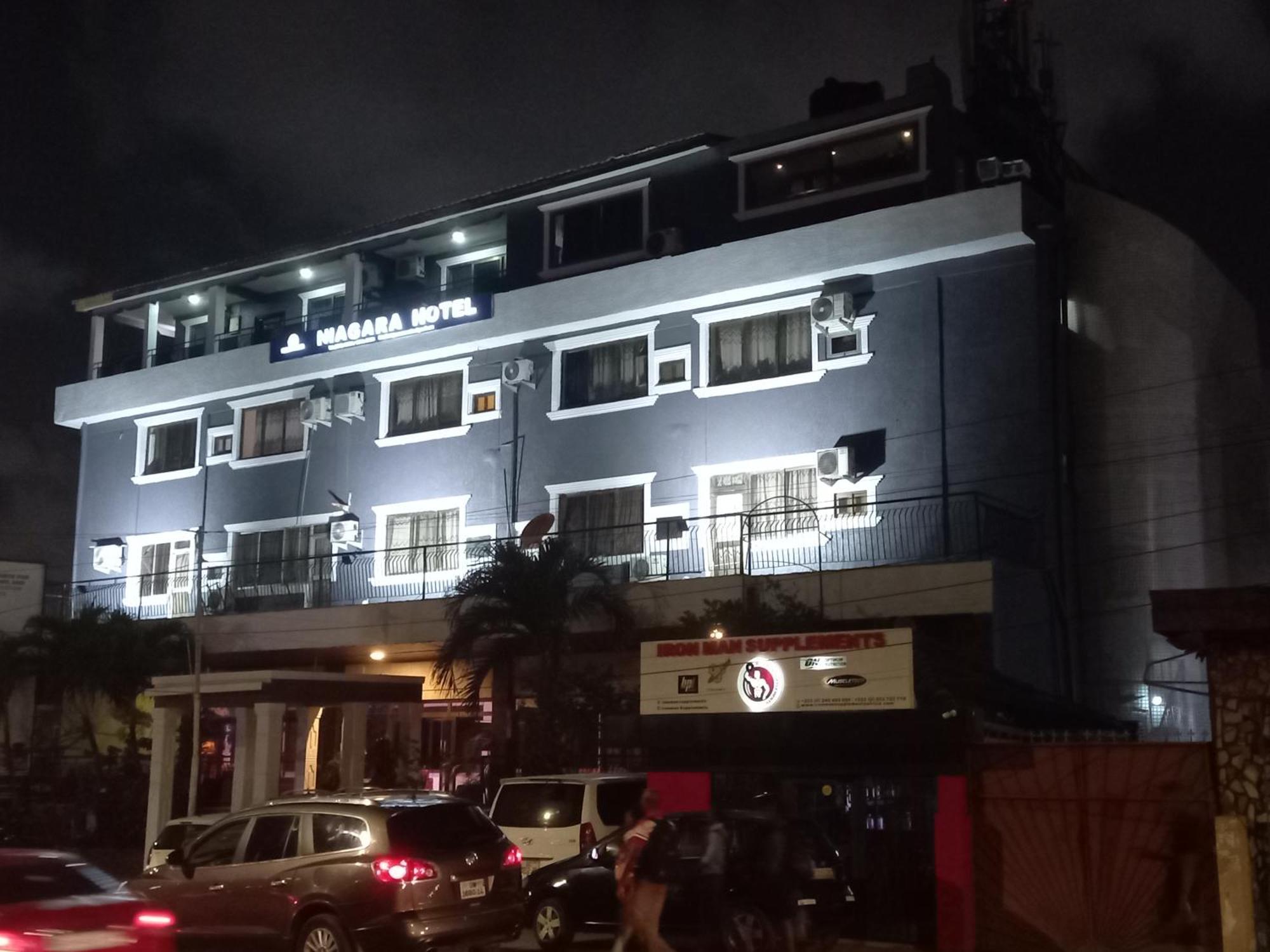 Niagara Hotel Accra Esterno foto