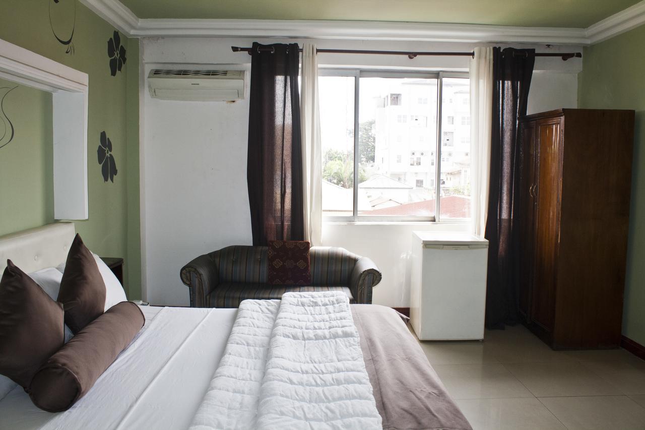 Niagara Hotel Accra Esterno foto