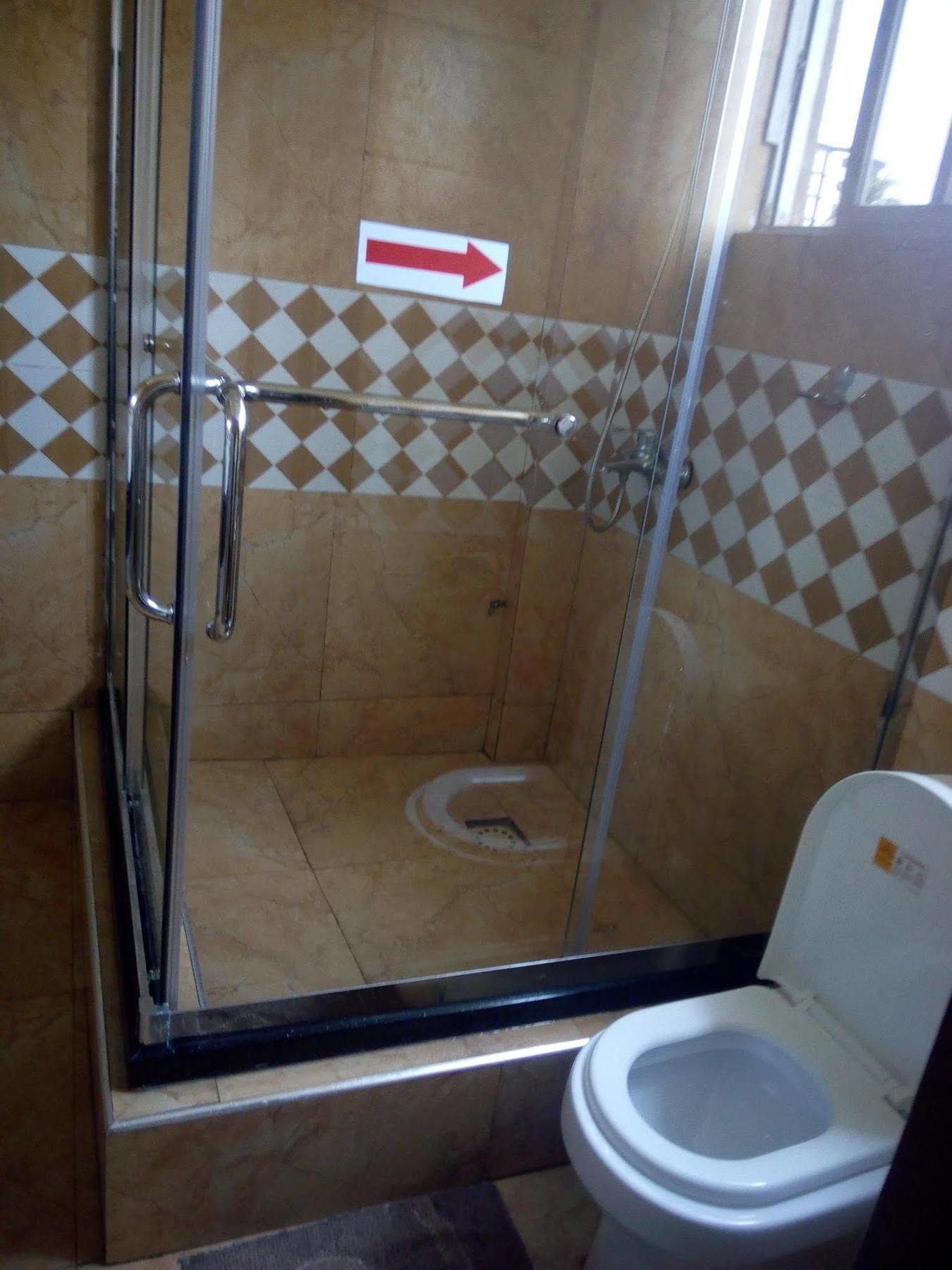 Niagara Hotel Accra Esterno foto